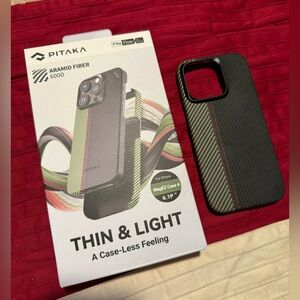 Pitaka iPhone 15 Pro Overture Case